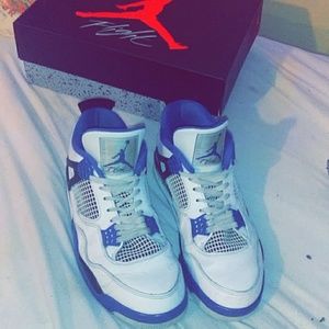 Jordan retro 4s motorsport